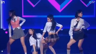 Có chút lộn xộn... không chắc lắm, chúng ta hãy cùng xem nhé