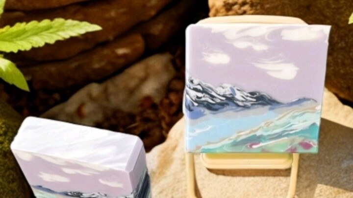 A landscape soap made on the fly through spontaneous creativity