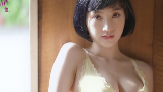 Li You underwear advertisement 4