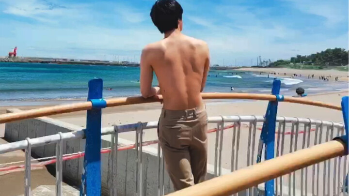 【Kim Seok-jin】Jin-ah~ Tato kamu yang terpapar matahari itu benar-benar bikin seluruh rapline pada ka
