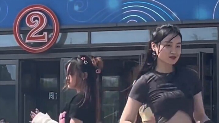 โจ มิยอน ร่าเริงอยู่คนเดียว [Queencard Roadshow]