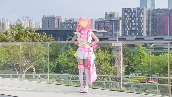 [Enjoy happiness with Caicai! ] Cosplay Maruyama Cai dancing to the Happy Synthesizer!