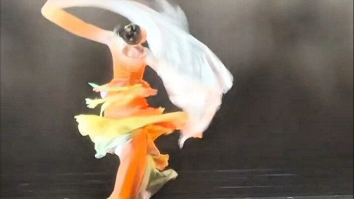 Giải nhảy múa Nghiên cứu lần thứ bảy – Đơn vũ cổ điển “Yên – Hà”, Biên đạo: Trương Hân Nguyên, Trần 