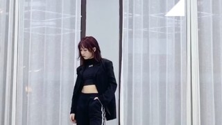 [Rojin Zhenzhen] Thiên nga đen đã ở đây và tôi vẫn đang nhảy múa vui vẻ trong buổi lễ trưởng thành. 
