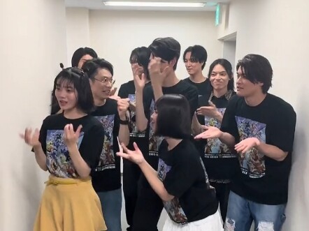 The crew of the Kyotaro film performed the Bakujo Sentai Runner ED dance to promote the summer versi