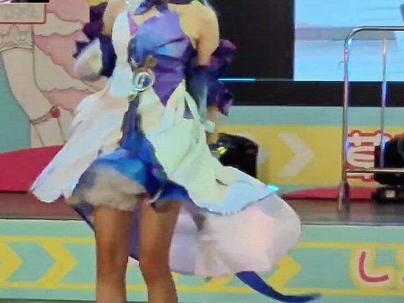 ฟรีเวทีคอสเพลย์โรบินเต้นนอนไม่หลับแต่ข้อเท้าพลิก