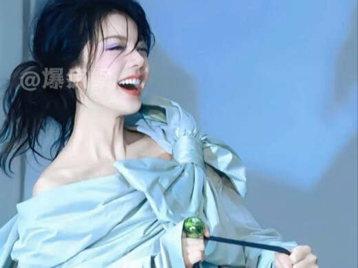 Zhao Jinmai, the “perfect-score actress,” hits it big with every single drama she stars in—fans are 