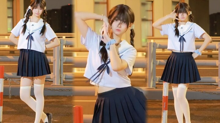 【沐子】惊！发现了晚自习后的可爱学妹跳宅舞！（bu）｜奶油苏打和冕形灯=͟͟͞♡