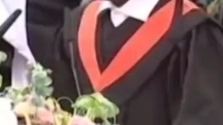 เขาจะกลายเป็นตำนานของประเทศอื่นหรือไม่?