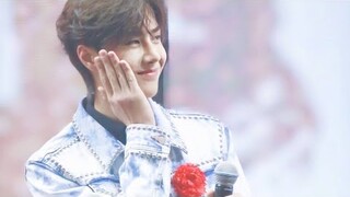 Wang YiBo || Không hổ là em- P.2