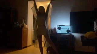 How long have you not seen me dancing?