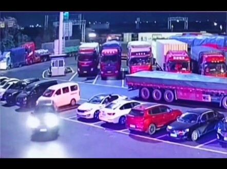 Sekadar ke toilet di rest area jalan tol, Porsche langsung berubah jadi mobil Dongfeng! #mobil #seti