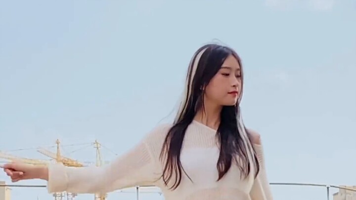 【Bola Taro】【Layar Vertikal 4K】Fang Min-ya dari "Aku Juga Wanita"