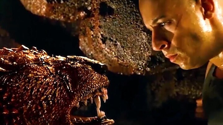 Even monsters dare not look into these eyes!