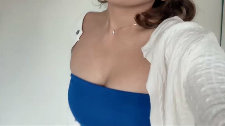 Who loves blue?