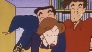 Shin-chan actually wants to sell his baby photos in a bookstore