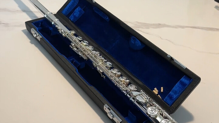 My little lover is knocking on my door!