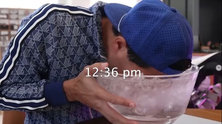 Kehidupan Sehari-hari Penyihir Pria di Pagi Hari