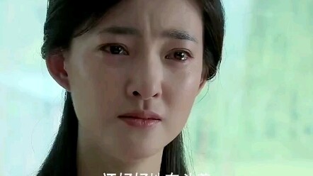 College Reunion: Out of 30 classmates, 29 showed up. But when the “class beauty” spoke, everyone bur