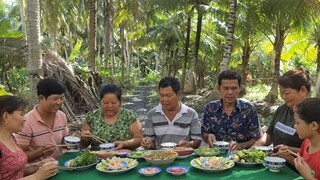 Hạnh Phúc Khi Còn Có Mẹ Là Được Ăn Những Món Ngon Mình Thích Bất Cứ Lúc Nào | TKQ & Family T1099