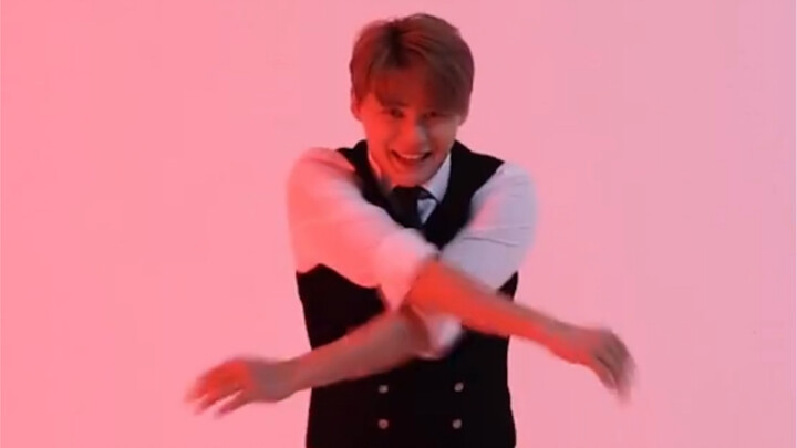 【金俊秀】官频出击！《Turn It Up》直拍诱惑！丨正规二辑收录曲