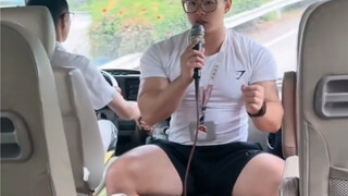 三亚肌肉男导游