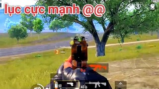 PUBG Mobile - 1 Viên Đạn Lục Khiến Bạn Team Up Bốc Hơi @@ | Cả Team Chưa Hiểu Chuyện Gì