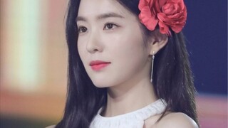 Kim Min-kyu: Chị ơi, nhìn em nhảy này. Bae Joo-hyun: Quyến rũ quá.