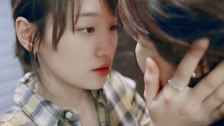 คุณป้าจ๊ะ ลูกสาวคุณเป็นเลสเบี้ยน ลูกชายคุณเป็นเกย์ แล้วสะใภ้กับลูกสาวของคุณก็ไปมีอะไรกันซะงั้น