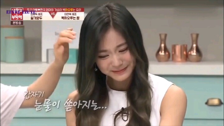【Chou Tzu-yu | Sakit Pertumbuhan】“Tapi pada tahun saat ia dihujat sebagai pendukung kemerdekaan Taiw