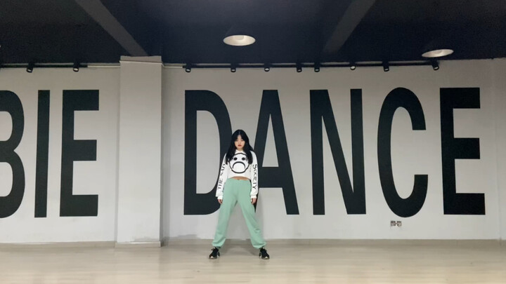 【Rutinitas Latihan Tari】Tarian ulang versi koreografi bala dari lagu Beyoncé – “Partition”