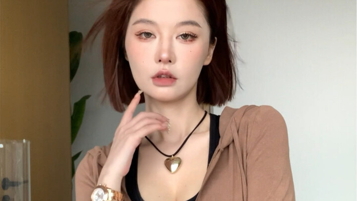 اقترب موعد العودة إلى المدرسة أخيرًا، وعاد "الوحش السماوي" الذي تركته عندي طوال العطلة الصيفية إلى ق