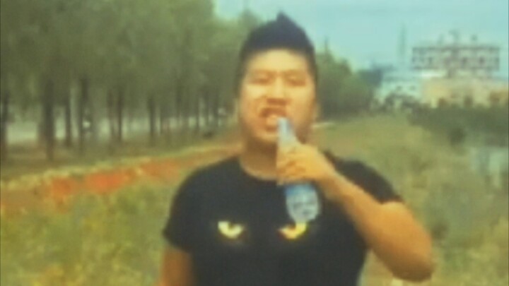 “Người ta nói tình yêu có thể thay đổi một con người”