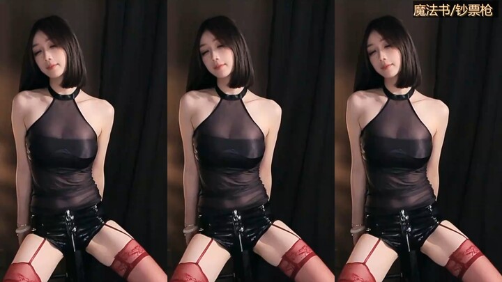 Tarian seksi Liu Chaochao