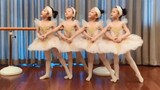 [Ballet] The cute baby version of the art on the toes "Swan Lake: Four Little Swans" - this is the r