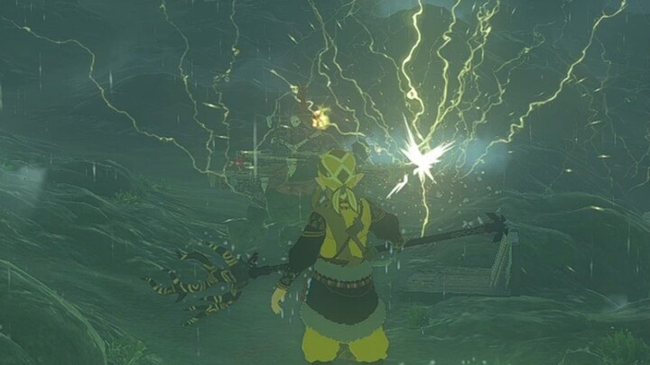 Link: Look carefully, this is how Dew Lightning is used.