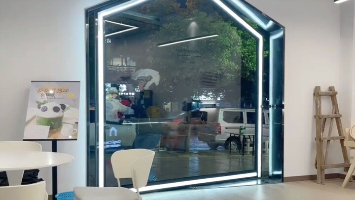 Trước thềm khai trương cửa hàng của Lưu Phi Nhi: Một số tình tiết hài hước nhỏ