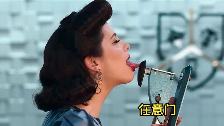 Seorang pria menemukan "Pintu Sewenang-wenang" milik Doraemon, dan menggunakannya untuk pergi ke tem