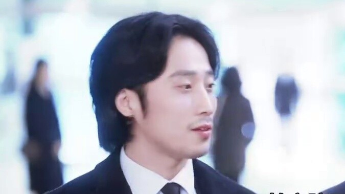 How good must the mother and daughter be to have such a constant stream of guests at their funeral! 