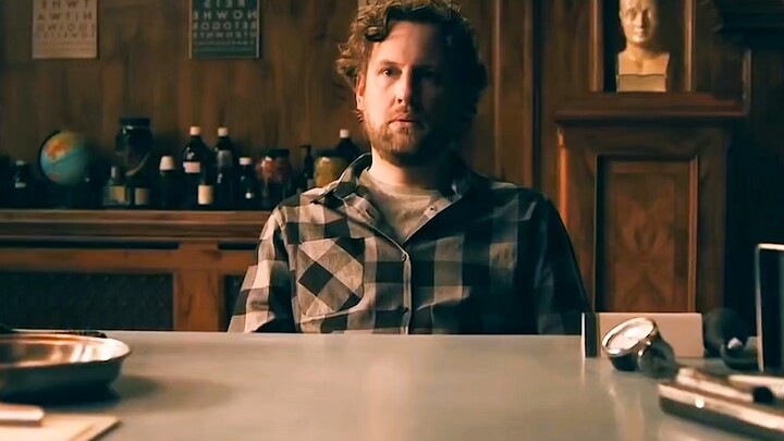 A man has a strange disease and will die after speaking 1,500 words.