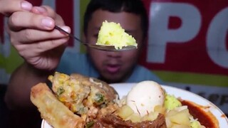 nasi kuning palling rame kalo malem