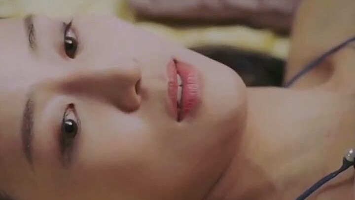 Zha Zha Long loses all interest at the sight of her stretch marks, and Hailan sadly declares that to