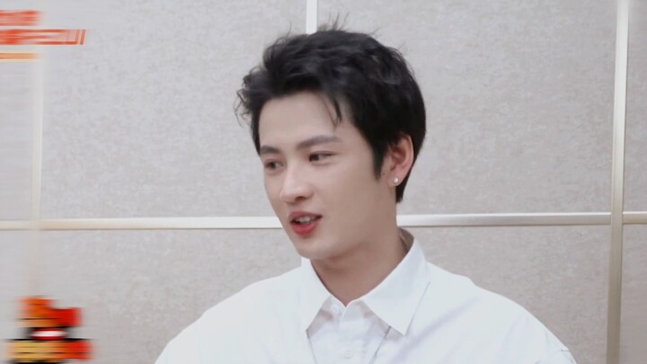 Brother Yu Zi revealed that Ning An is related to the role of Rumeng. He is Xie Wei’s dog-headed str