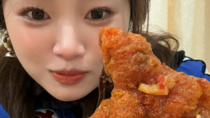 I hit 10 different spots in Liuzhou in a single day... This food is just insane—I’m blown away!!!