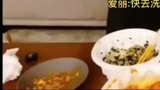 Ai Li: Go wash the dishes. Baekhyun: Are you teaching me how to do things? ? ?