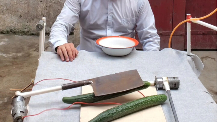 อุปกรณ์ช่วยทำแตงกวาทุบแบบโฮมเมด