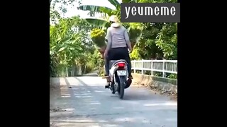 tại mặt đường chứ t không có biết gì hết