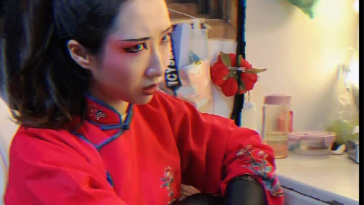 Lupa kalau kakak perempuan suka banget prosciutto Spanyol