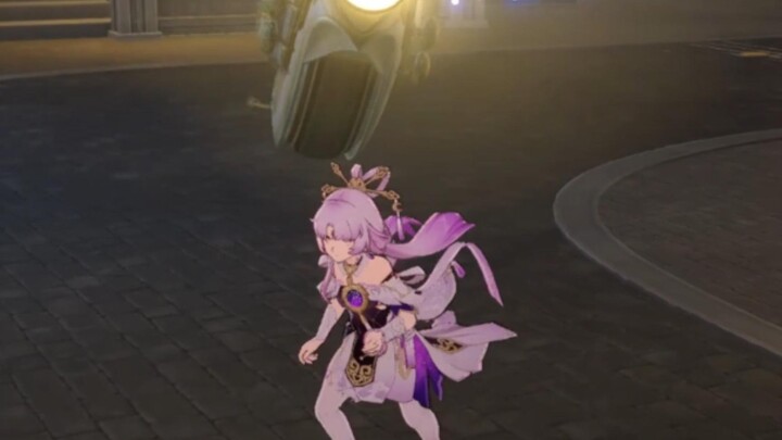 Fu Xuan chỉ bạn cách vẫy xe trên đường