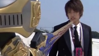 Kehidupan penuh Kamen Rider